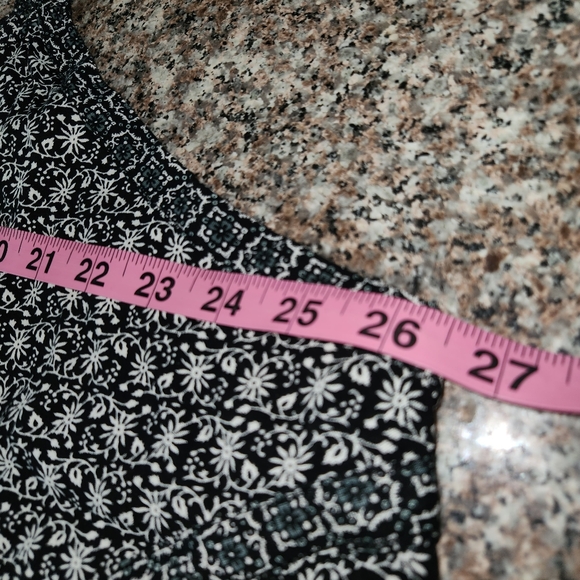 Maurices Mixed Floral Cami - Picture 8 of 11